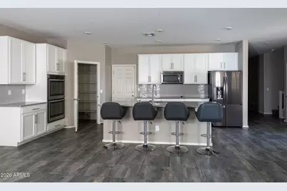 241 E Roadrunner Drive, Chandler, AZ 85286 - Photo 9