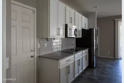 241 E Roadrunner Drive, Chandler, AZ 85286 - Photo 11