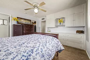 755 N 63rd Pl, Mesa, AZ 85205 - Photo 17