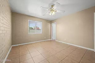 5216 W Mulberry Dr, Phoenix, AZ 85031 - Photo 9