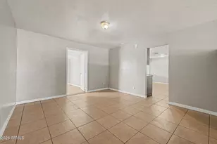 5216 W Mulberry Dr, Phoenix, AZ 85031 - Photo 5