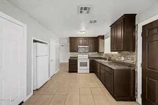 5216 W Mulberry Dr, Phoenix, AZ 85031 - Photo 7