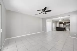 4071 W White Canyon Rd, San Tan Valley, AZ 85144 - Photo 13