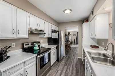 2101 W Pontiac Drive, Phoenix, AZ 85027 - Photo 7