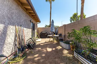 2101 W Pontiac Drive, Phoenix, AZ 85027 - Photo 15