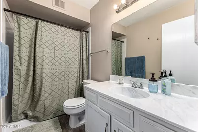 2101 W Pontiac Drive, Phoenix, AZ 85027 - Photo 11