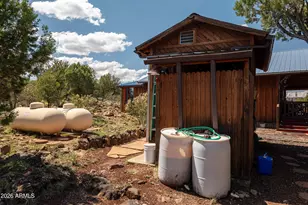 42320 N Walk About Trail, Seligman, AZ 86337 - Photo 13