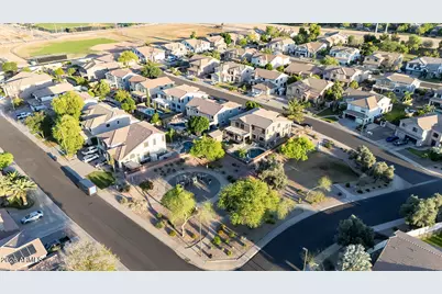 4080 E Laurel Avenue, Gilbert, AZ 85234 - Photo 35