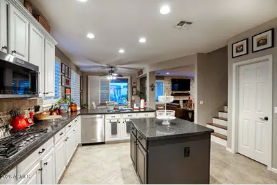 4080 E Laurel Avenue, Gilbert, AZ 85234 - Photo 11