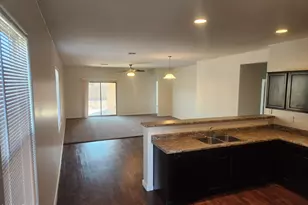 8141 W Encinas Ln, Phoenix, AZ 85043 - Photo 3