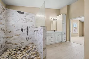 1043 W Iris Dr, Gilbert, AZ 85233 - Photo 25