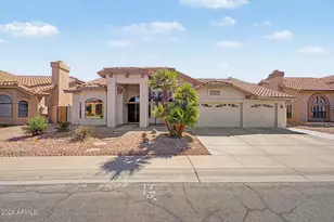 1043 W Iris Dr, Gilbert, AZ 85233 - Photo 1