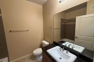 7291 N Scottsdale Rd, Paradise Valley, AZ 85253 - Photo 9