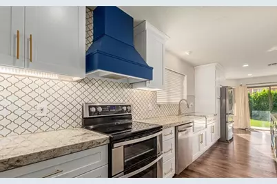 28422 N 32nd Lane, Phoenix, AZ 85083 - Photo 17