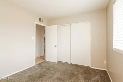 3650 W Berridge Lane, Phoenix, AZ 85019 - Photo 17