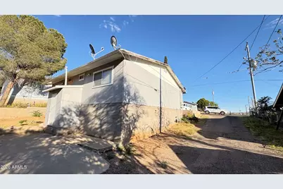 739 E Maple Street, Globe, AZ 85501 - Photo 5