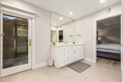 5402 E Laurel Lane, Scottsdale, AZ 85254 - Photo 13