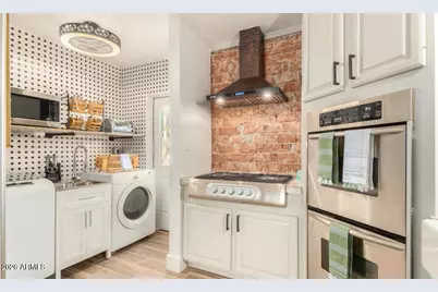 1720 N Whittier Drive, Phoenix, AZ 85006 - Photo 9