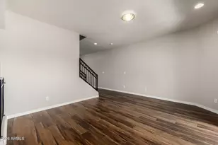 3446 E Avalon Dr, Phoenix, AZ 85018 - Photo 9