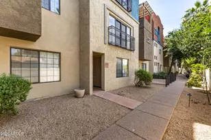 3446 E Avalon Dr, Phoenix, AZ 85018 - Photo 3