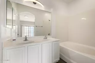 3446 E Avalon Dr, Phoenix, AZ 85018 - Photo 23