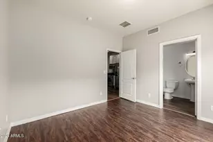 3446 E Avalon Dr, Phoenix, AZ 85018 - Photo 25