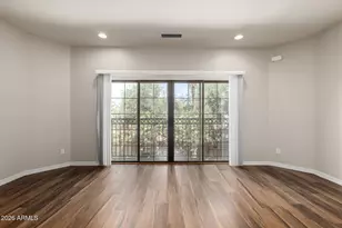 3446 E Avalon Dr, Phoenix, AZ 85018 - Photo 7