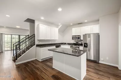 3446 E Avalon Drive, Phoenix, AZ 85018 - Photo 13