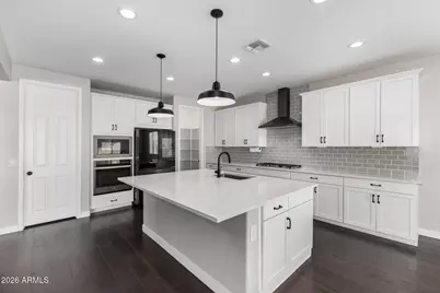 18940 W Mercer Lane, Surprise, AZ 85388 - Photo 3