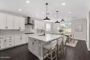 18940 W Mercer Ln, Surprise, AZ 85388 - Photo 17