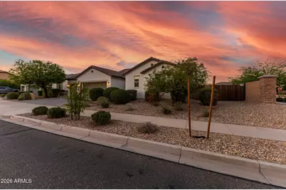 18940 W Mercer Lane, Surprise, AZ 85388 - Photo 7