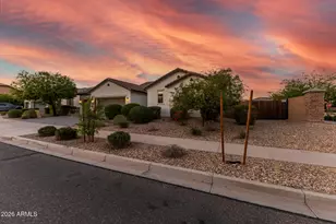 18940 W Mercer Ln, Surprise, AZ 85388 - Photo 7