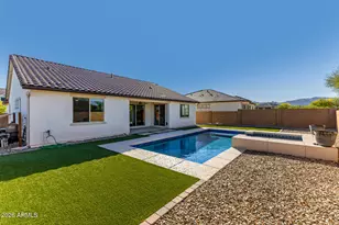 18940 W Mercer Ln, Surprise, AZ 85388 - Photo 41