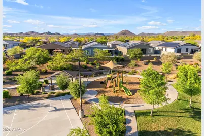13255 W Crestvale Drive, Peoria, AZ 85383 - Photo 5
