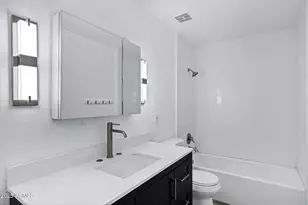 1017 E Maryland Ave, Phoenix, AZ 85014 - Photo 17