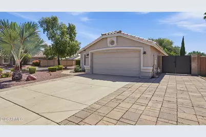 8817 W Salter Drive, Peoria, AZ 85382 - Photo 3