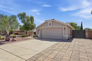 8817 W Salter Dr, Peoria, AZ 85382 - Photo 3