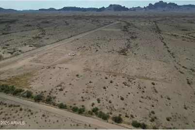 Xxx W Sunland Avenue #H, Tonopah, AZ 85354 - Photo 27