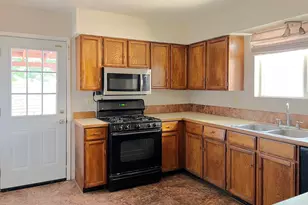 811 Tacoma Pl, Sierra Vista, AZ 85635 - Photo 5