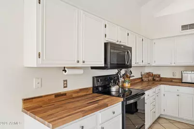 7445 W Los Gatos Drive, Glendale, AZ 85310 - Photo 13