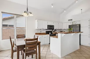 7445 W Los Gatos Dr, Glendale, AZ 85310 - Photo 11