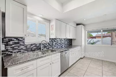 2150 W Eugie Avenue, Phoenix, AZ 85029 - Photo 13
