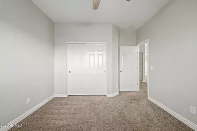 8013 W Crown King Road, Phoenix, AZ 85043 - Photo 31