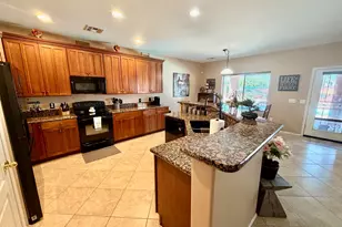 1863 N Westfall Ln, Casa Grande, AZ 85122 - Photo 11