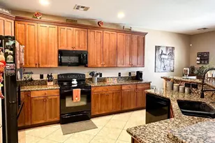 1863 N Westfall Ln, Casa Grande, AZ 85122 - Photo 3