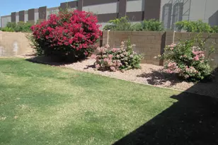 2315 S Peppertree Dr, Gilbert, AZ 85295 - Photo 21