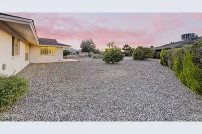 10338 W Caron Drive, Sun City, AZ 85351 - Photo 33