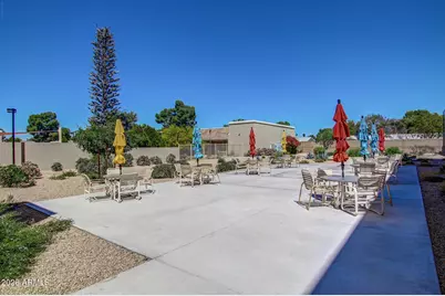 10338 W Caron Drive, Sun City, AZ 85351 - Photo 57