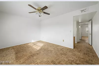 10338 W Caron Drive, Sun City, AZ 85351 - Photo 23