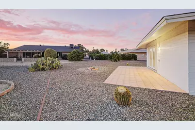 10338 W Caron Drive, Sun City, AZ 85351 - Photo 31